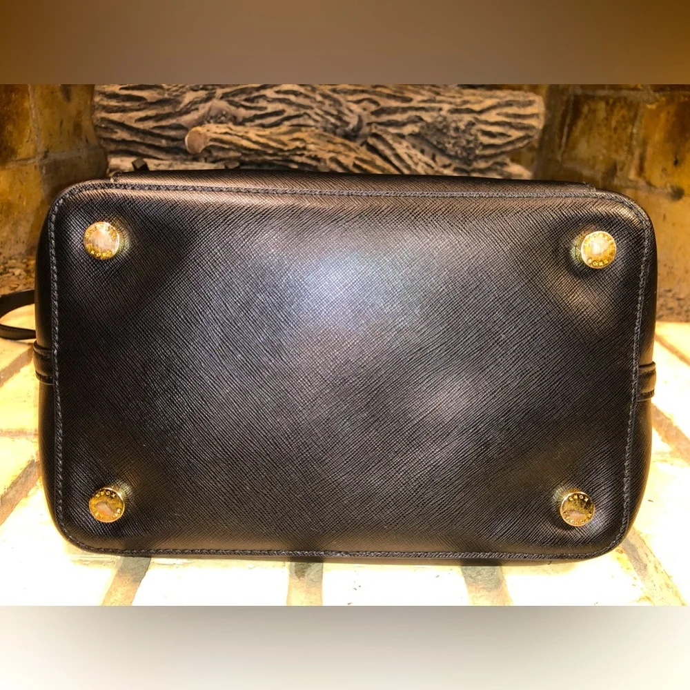 💥Moving to @the_bag_guy💥Michael Kors - Greenwich Large Saffiano Leather Tote - Picture 6 of 15